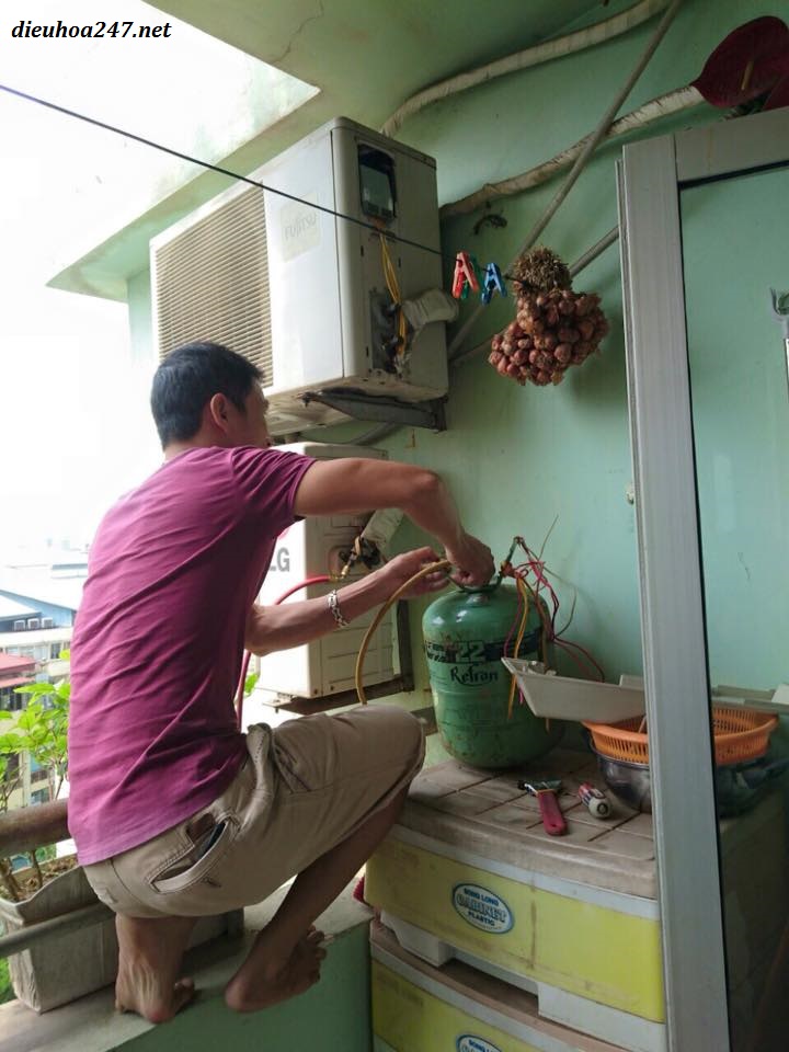 Nạp gas điều hòa tại nhà Hà Nội